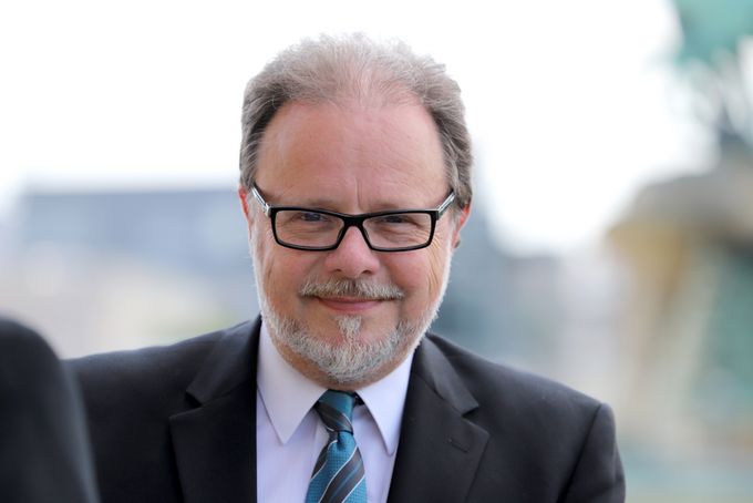 Frank Heinrich