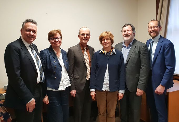 From the left: Frank Hinkelmann, Julia Doxat-Purser, Thomas Bucher, Prof Christine Schirrmacher, Peter Adams and Arie de Pater