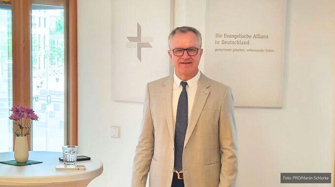 Dr. Johann Matthies